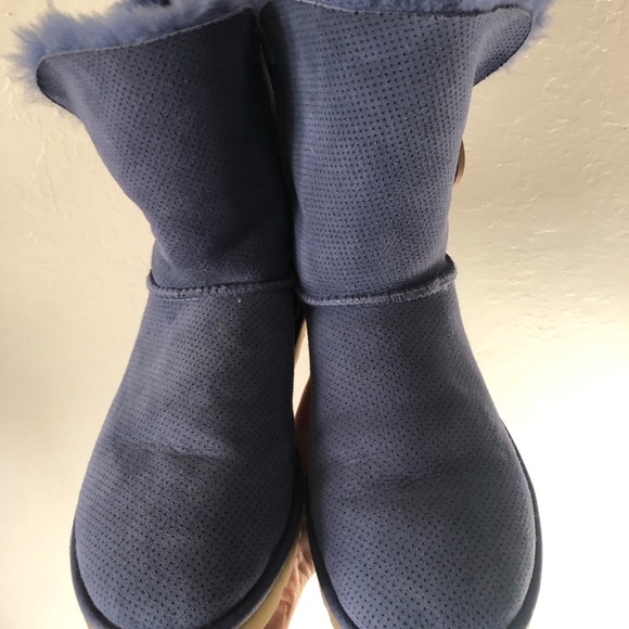 UGG Bailey button 2 boot - Picture 2 of 8